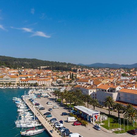 Beautiful Apartment In Vela Luka With Wifi ภายนอก รูปภาพ